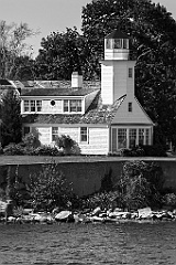 Poplar Point Light Has the Oldest Wooden Tower -BW
